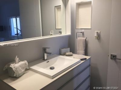 Small Image of 2555 COLLINS AVE #PH210, Miami Beach Number 13