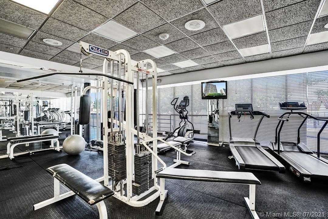 Small Image of 2555 COLLINS AVE #PH210, Miami Beach Number 23