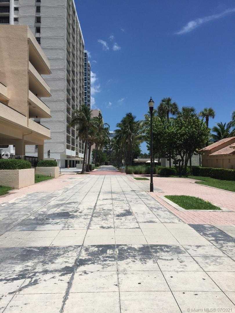 Small Image of 2555 COLLINS AVE #PH210, Miami Beach Number 26
