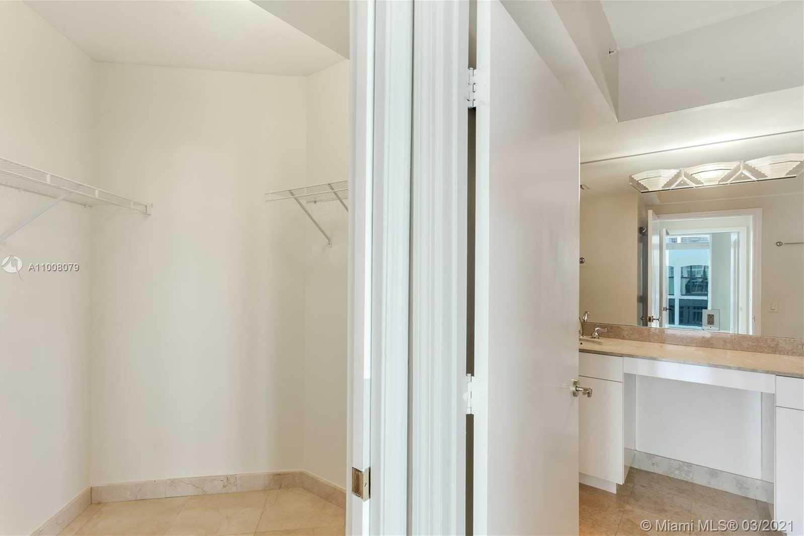 Small Image of 4779 COLLINS AV #1907, Miami Beach Number 14