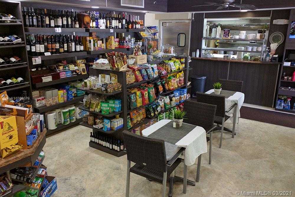 Small Image of 4779 COLLINS AV #1907, Miami Beach Number 25