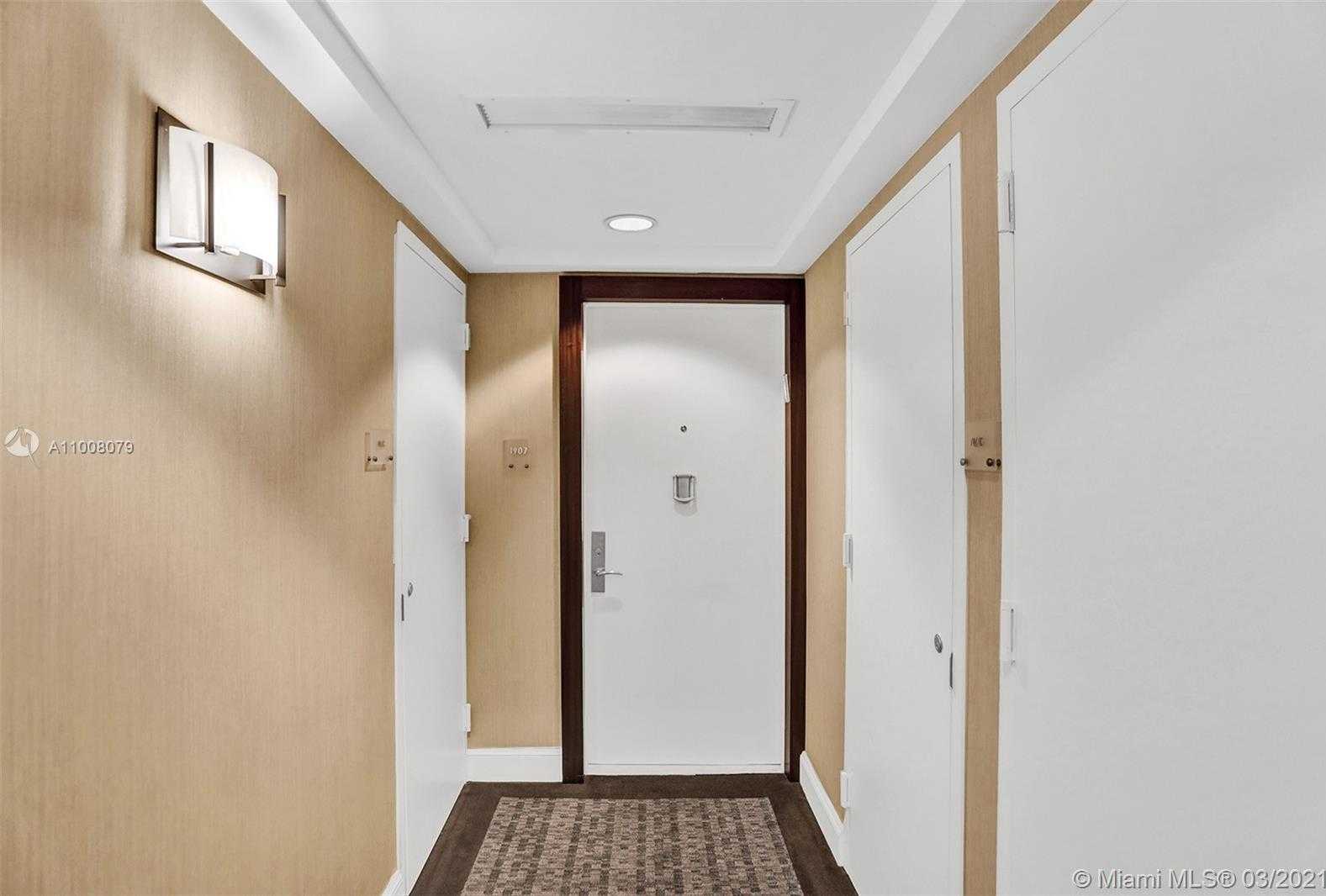 Small Image of 4779 COLLINS AV #1907, Miami Beach Number 48