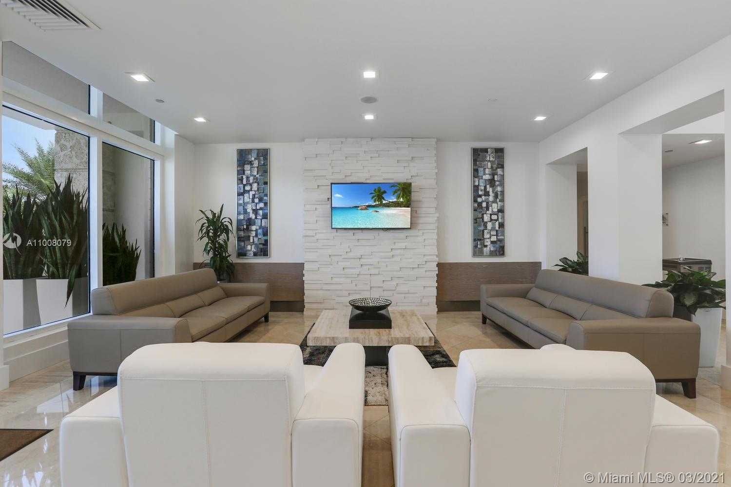 Small Image of 4779 COLLINS AV #1907, Miami Beach Number 51