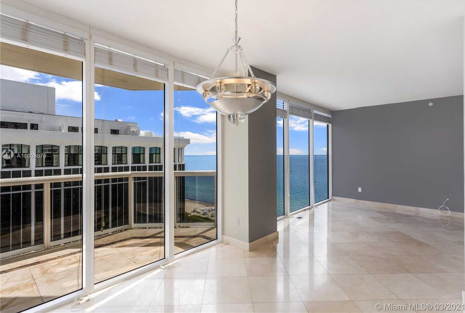 Small Image of 4779 COLLINS AV #1907, Miami Beach Number 9