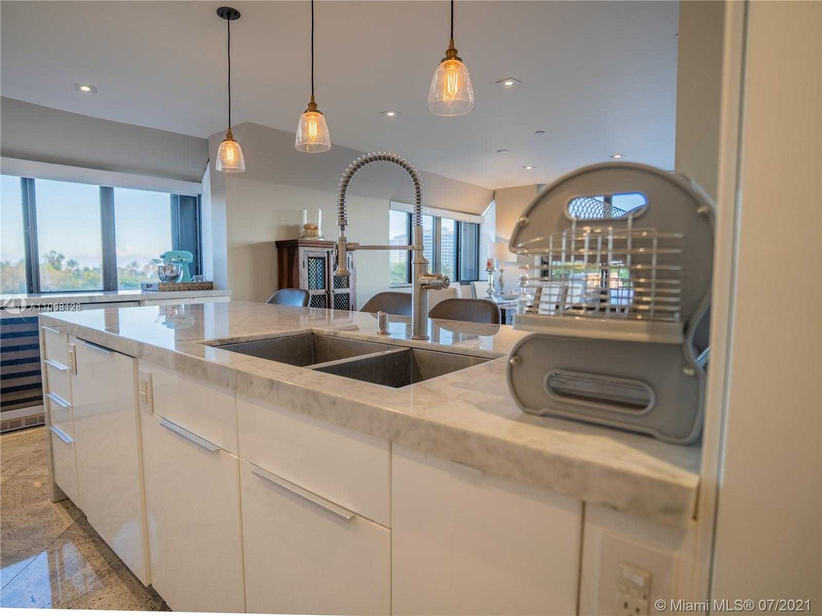 Small Image of 151 CRANDON BLVD #408, Key Biscayne Number 12