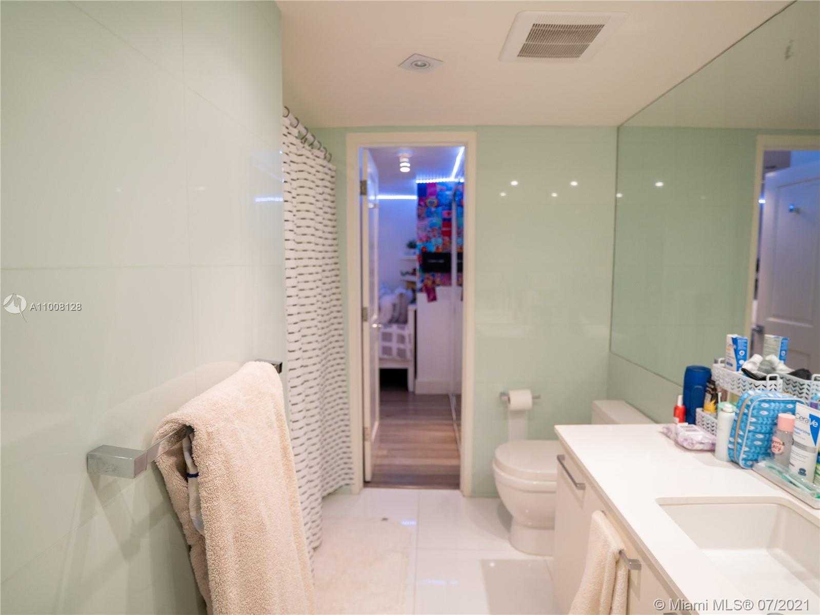 Small Image of 151 CRANDON BLVD #408, Key Biscayne Number 31