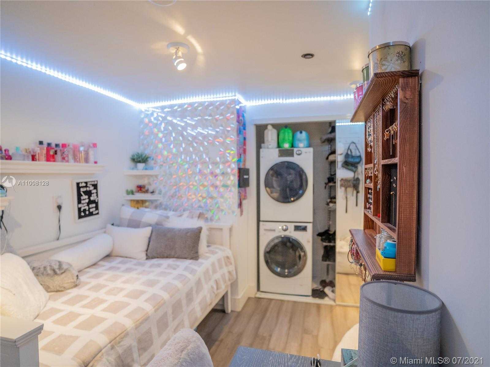 Small Image of 151 CRANDON BLVD #408, Key Biscayne Number 34