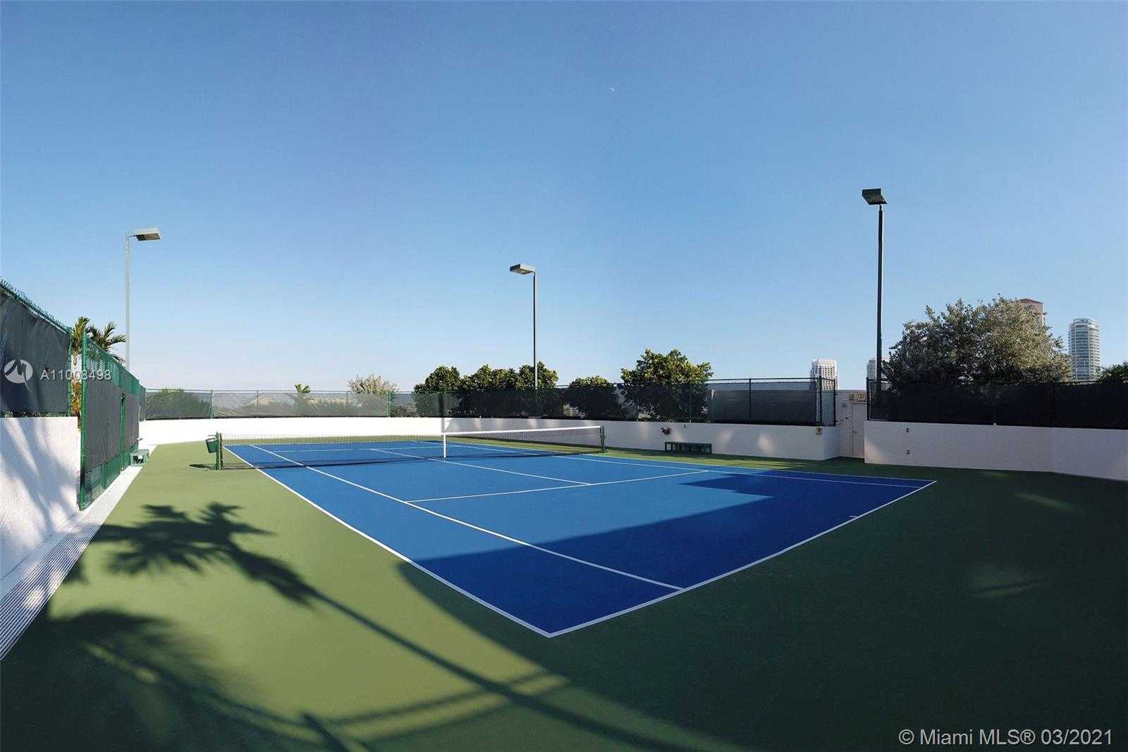 Small Image of 400 ALTON RD #1705, Miami Beach Number 18
