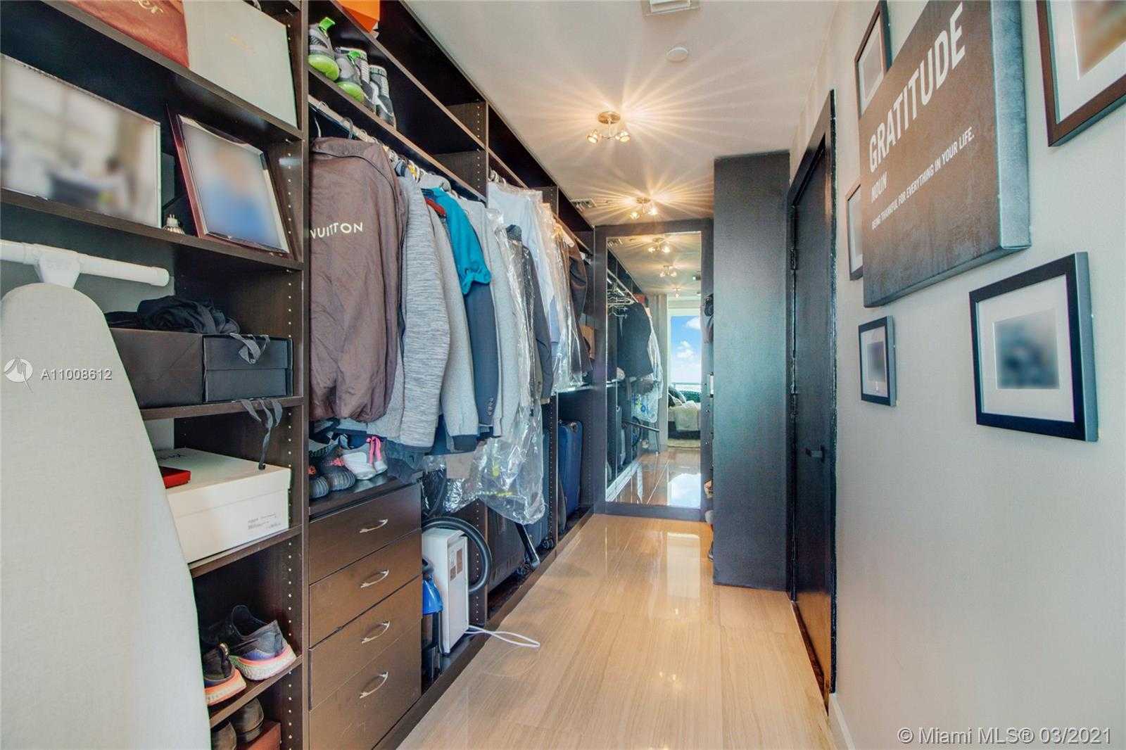 Small Image of 900 BISCAYNE BLVD #2305, Miami Number 11