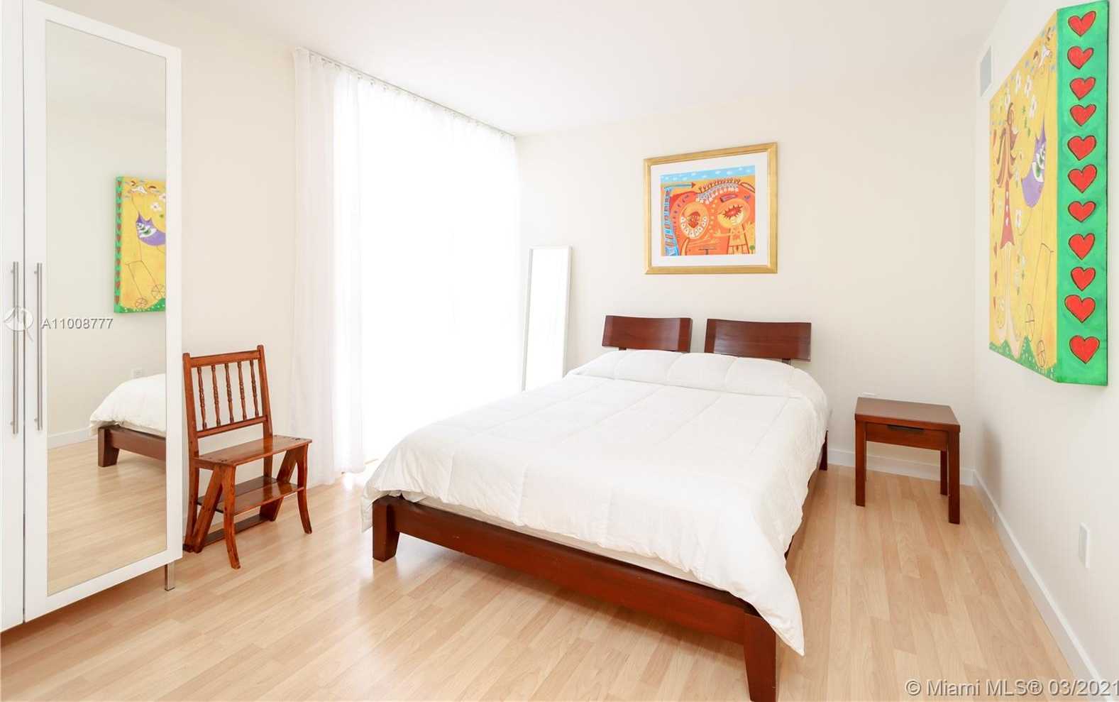 Small Image of 9 ISLAND AVE #1208, Miami Beach Number 8