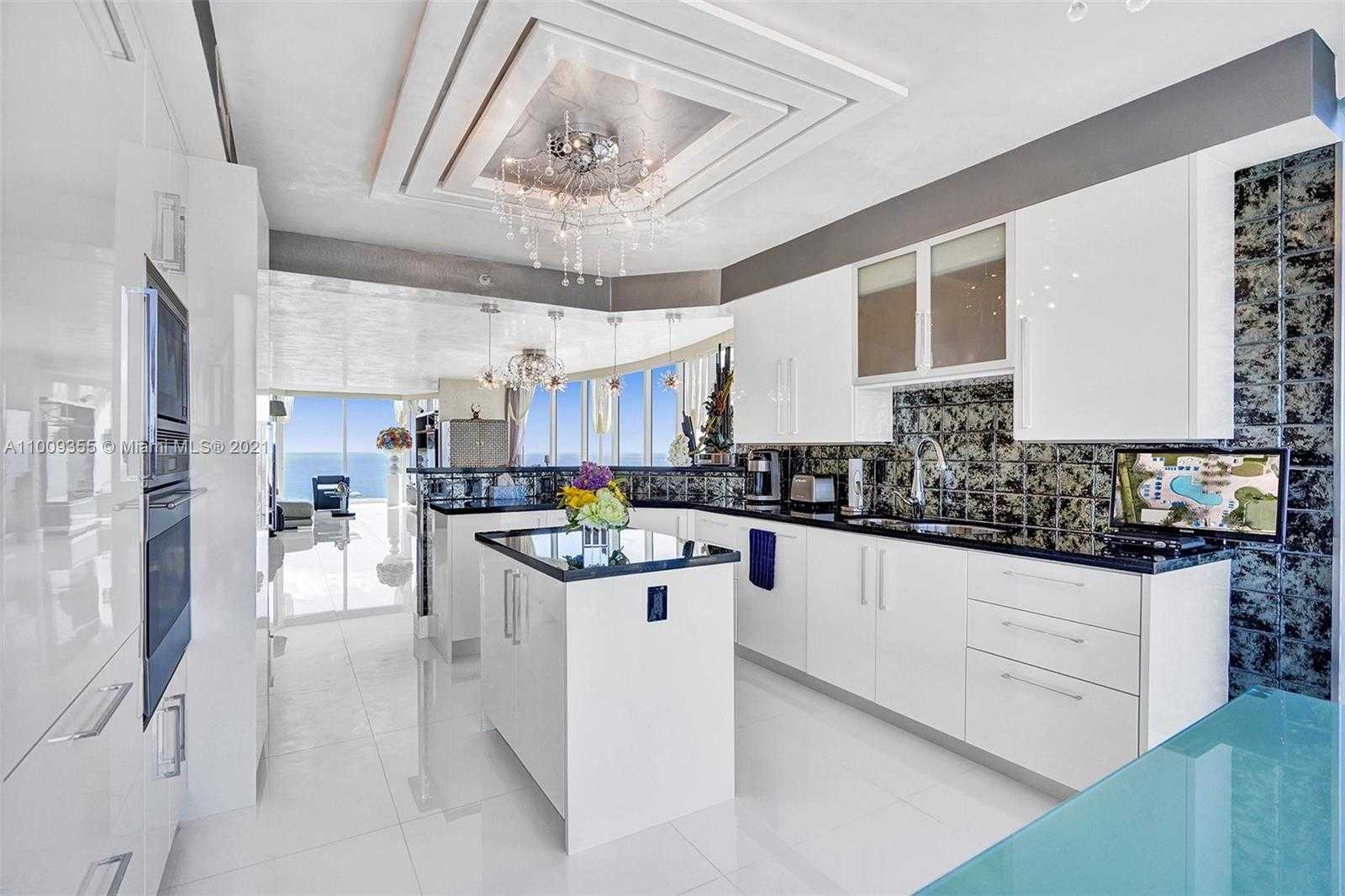 Small Image of 17555 COLLINS AVE #3401, Sunny Isles Beach Number 14
