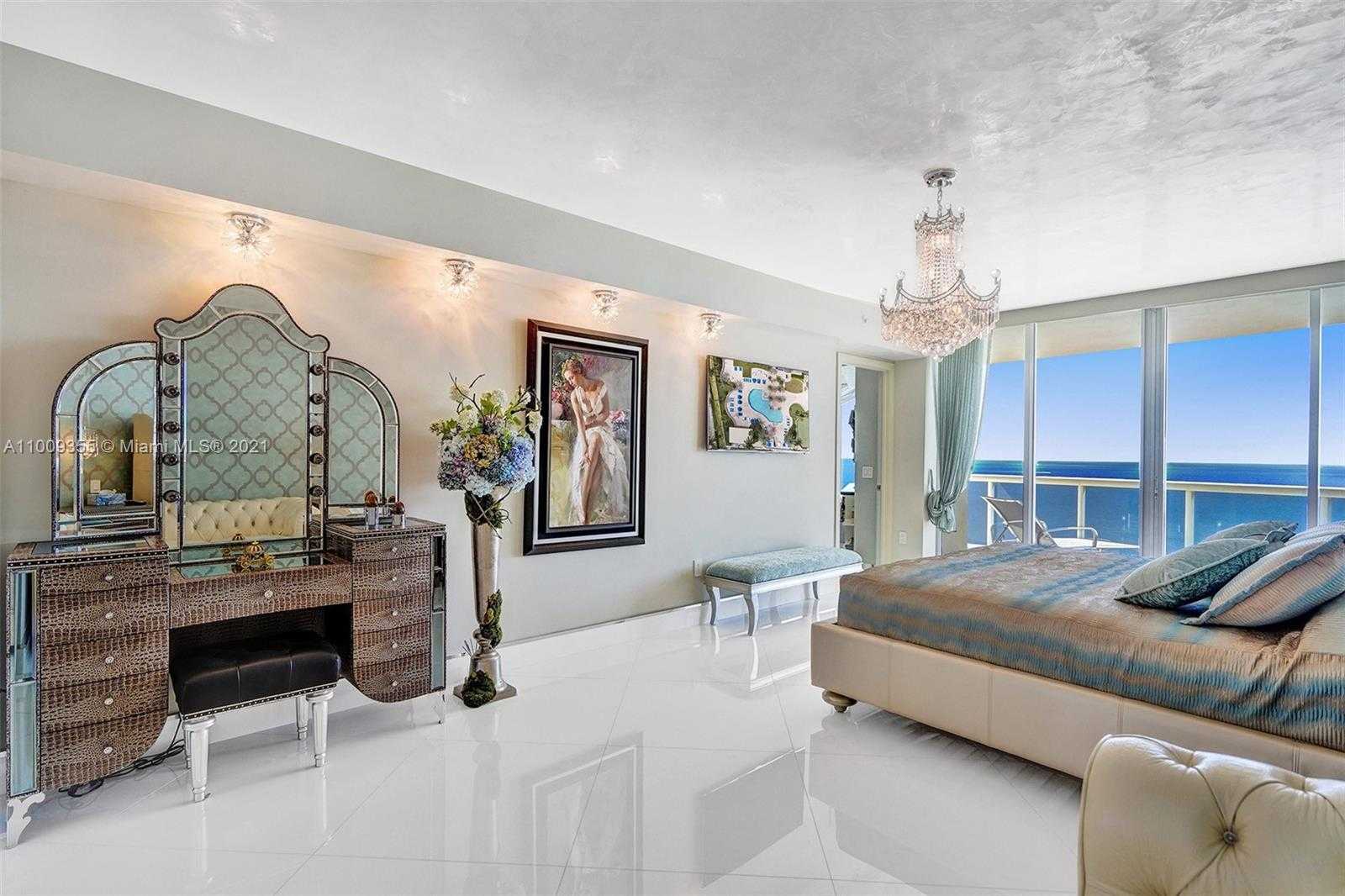 Small Image of 17555 COLLINS AVE #3401, Sunny Isles Beach Number 5