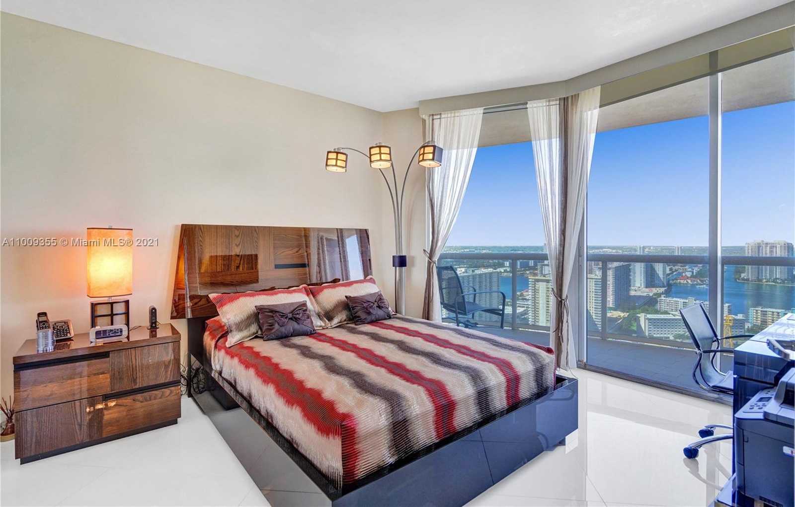 Small Image of 17555 COLLINS AVE #3401, Sunny Isles Beach Number 6