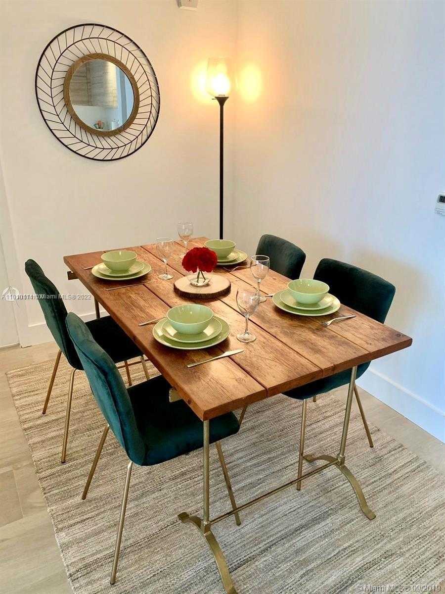 Small Image of 121 NORTH EAST 34TH ST #2812, Miami Number 8