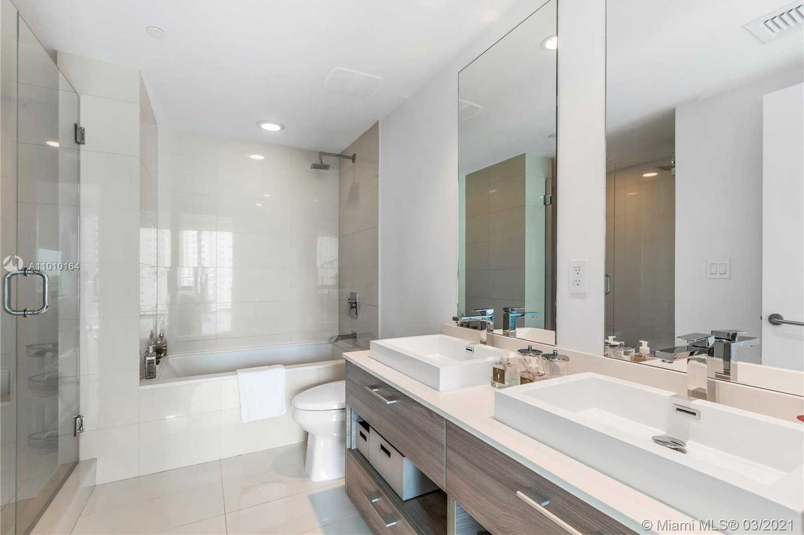 Small Image of 1300 SOUTH MIAMI AVE #1705, Miami Number 24