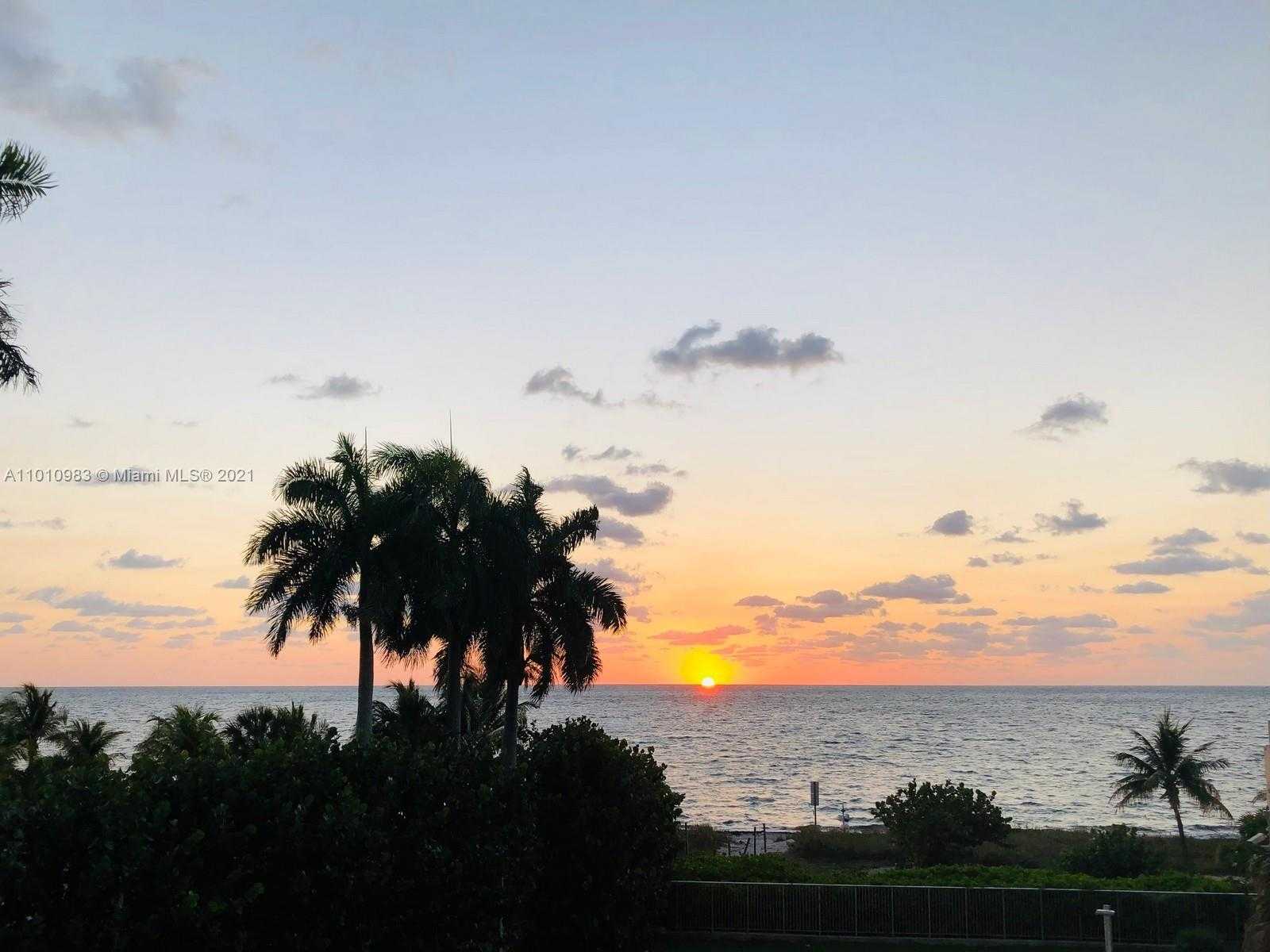 Small Image of 600 GRAPETREE DR #3DN, Key Biscayne Number 22