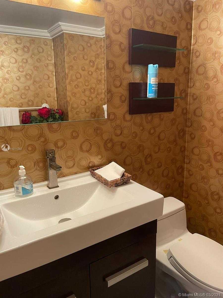 Small Image of 290 174TH ST #1416, Sunny Isles Beach Number 19