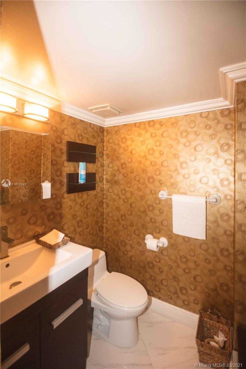 Small Image of 290 174TH ST #1416, Sunny Isles Beach Number 20
