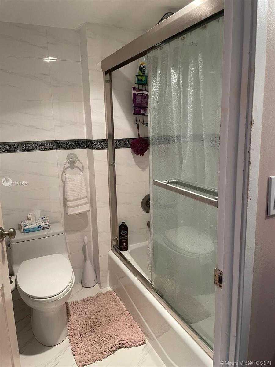 Small Image of 290 174TH ST #1416, Sunny Isles Beach Number 30