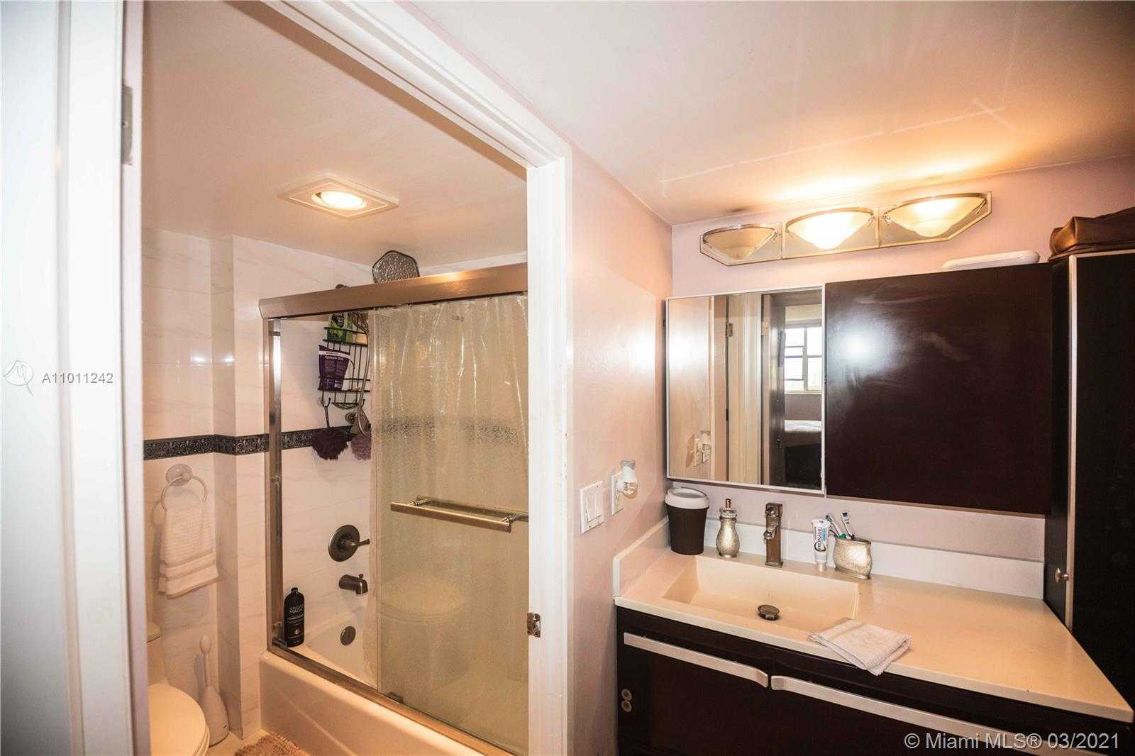 Small Image of 290 174TH ST #1416, Sunny Isles Beach Number 34