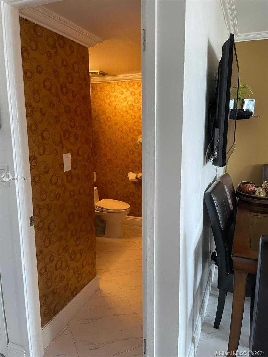 Small Image of 290 174TH ST #1416, Sunny Isles Beach Number 7