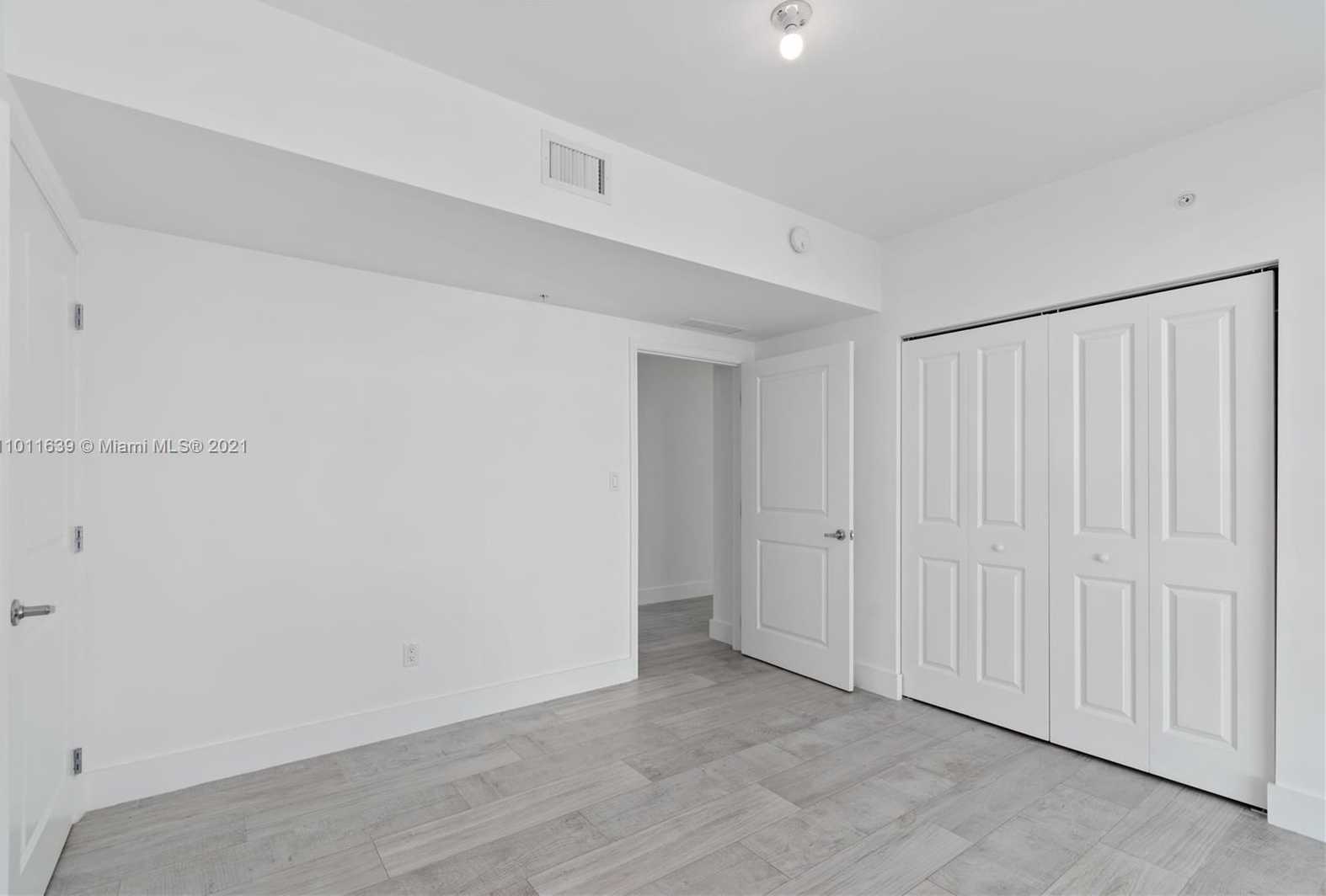 Small Image of 400 SUNNY ISLES BLVD #822, Sunny Isles Beach Number 25