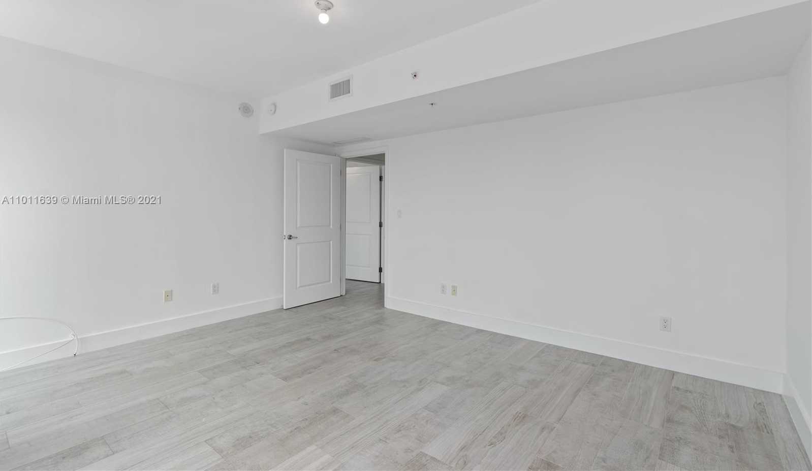 Small Image of 400 SUNNY ISLES BLVD #822, Sunny Isles Beach Number 8