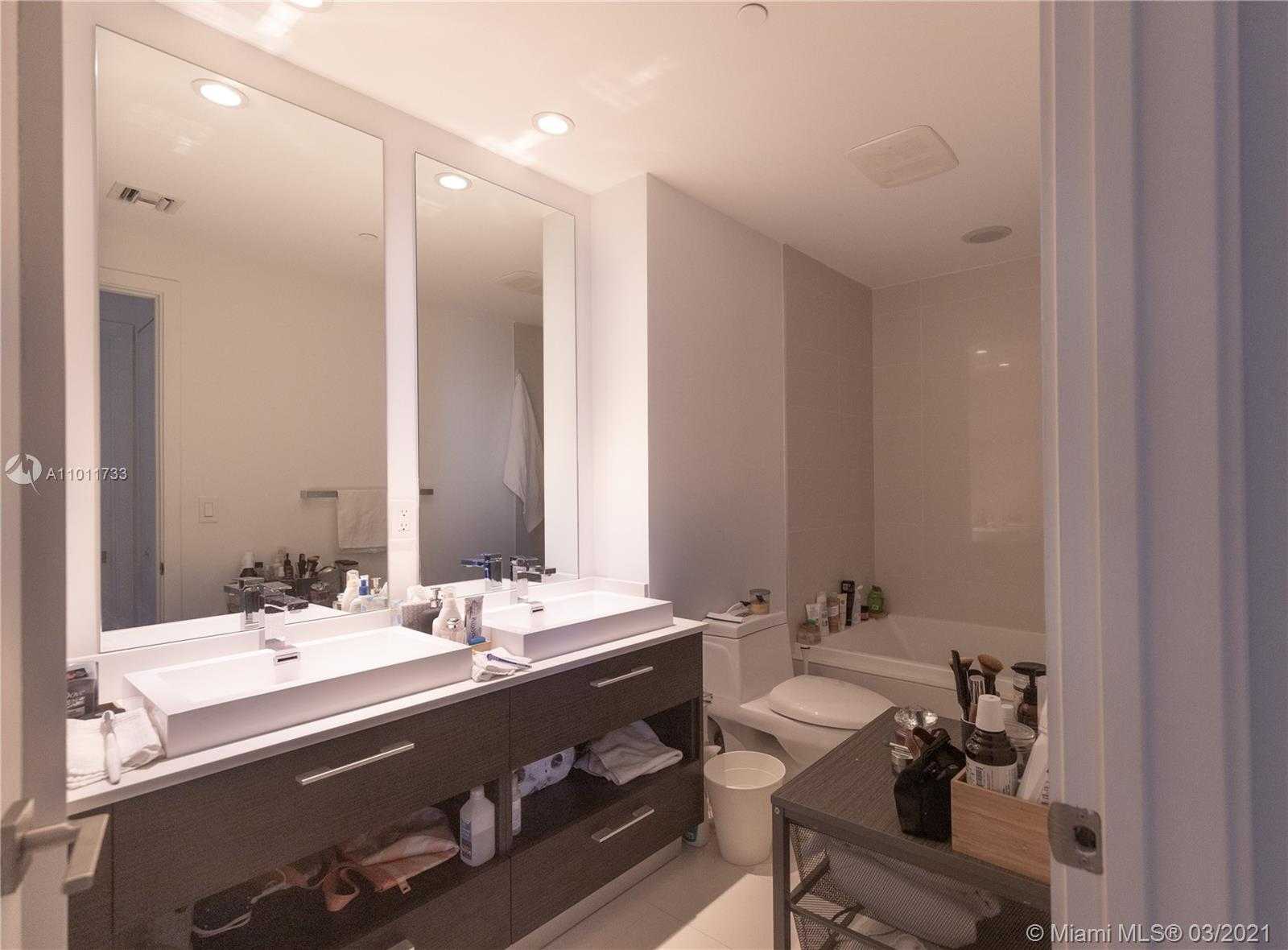 Small Image of 55 SOUTH WEST 9TH ST #2802, Miami Number 7