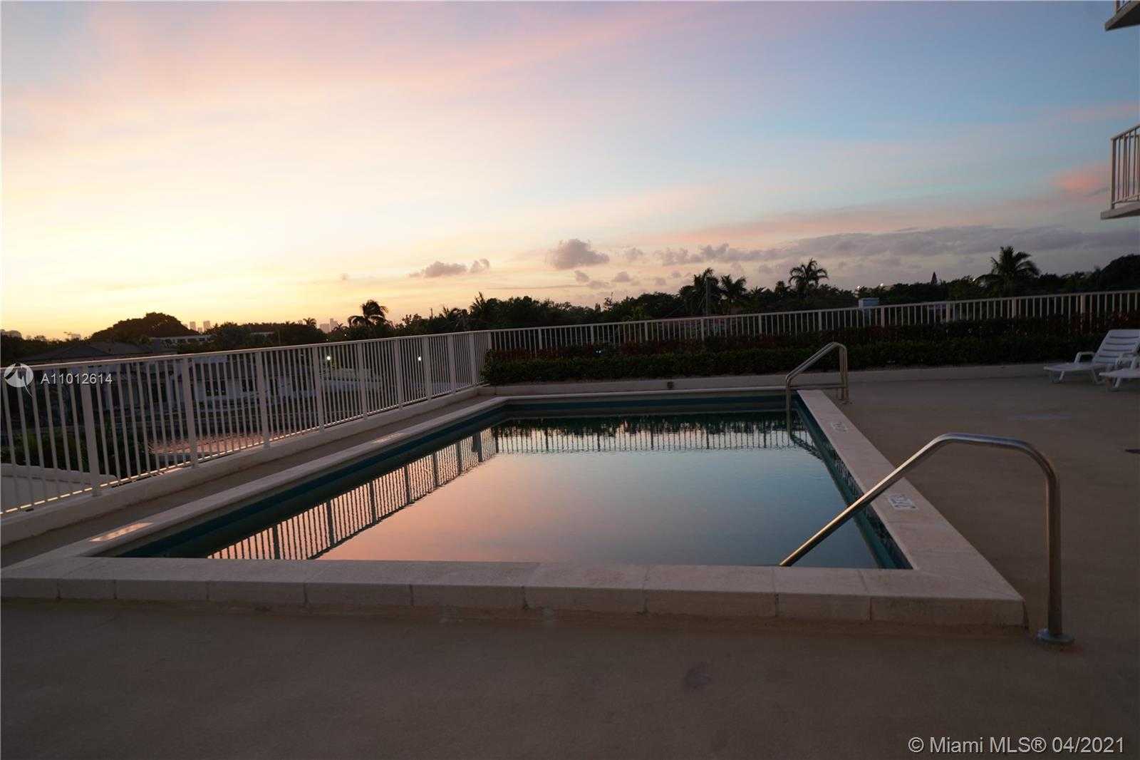 Small Image of 2829 Indian Creek Dr, Miami Beach, FL 33140, USA Number 14