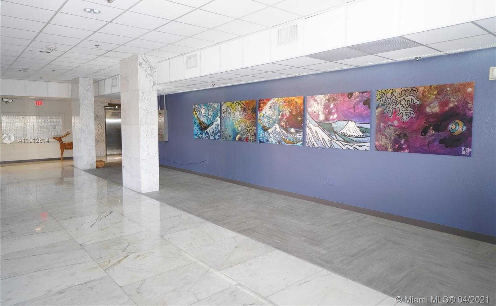 Small Image of 2829 Indian Creek Dr, Miami Beach, FL 33140, USA Number 20