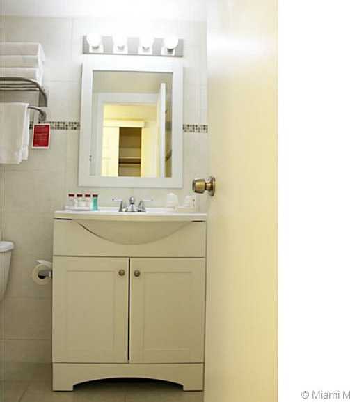 Small Image of 19201 COLLINS AV #849, Sunny Isles Beach Number 14