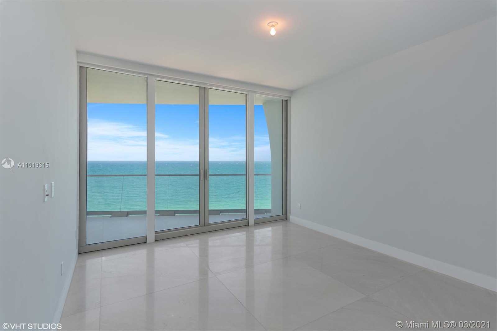 Small Image of 16901 COLLINS AVE #1802, Sunny Isles Beach Number 4