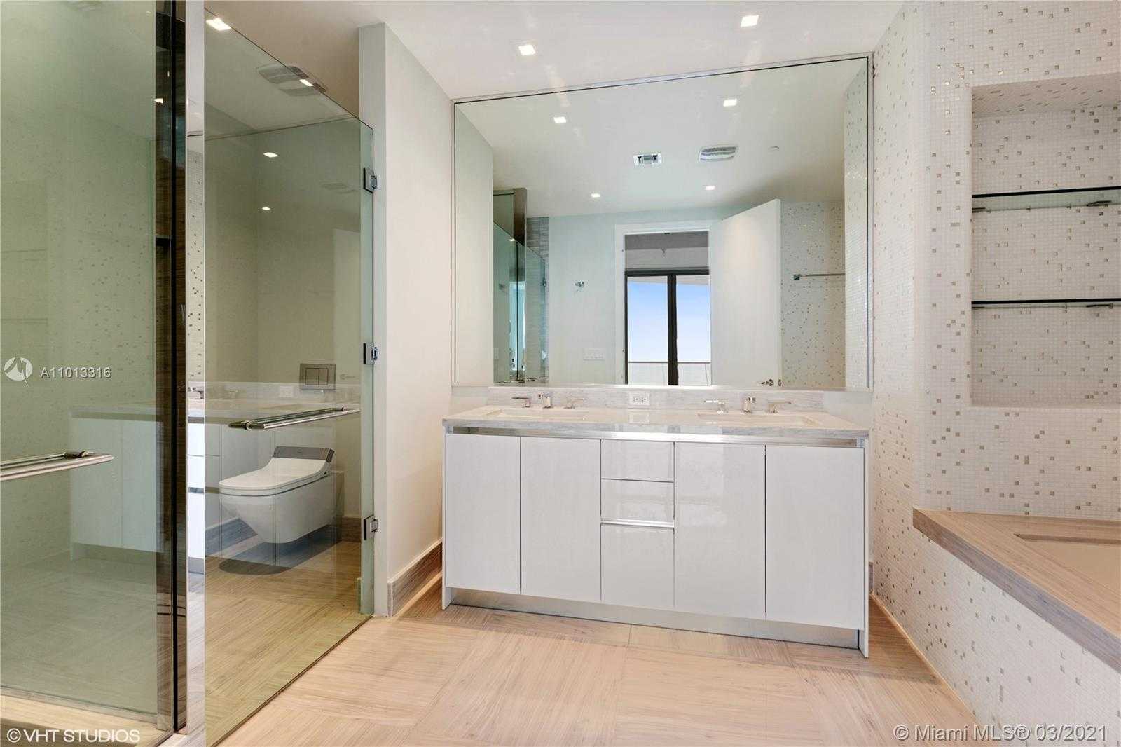 Small Image of 16901 COLLINS AVE #1904, Sunny Isles Beach Number 12