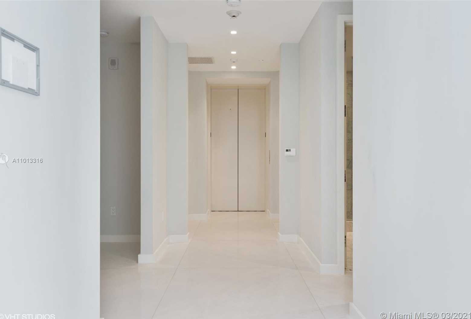 Small Image of 16901 COLLINS AVE #1904, Sunny Isles Beach Number 2