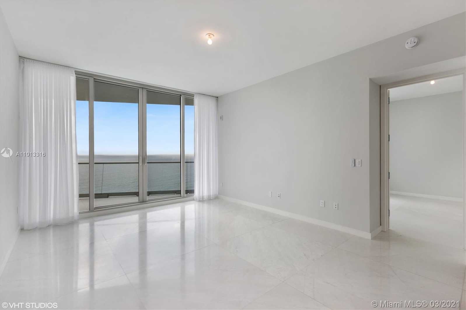 Small Image of 16901 COLLINS AVE #1904, Sunny Isles Beach Number 5