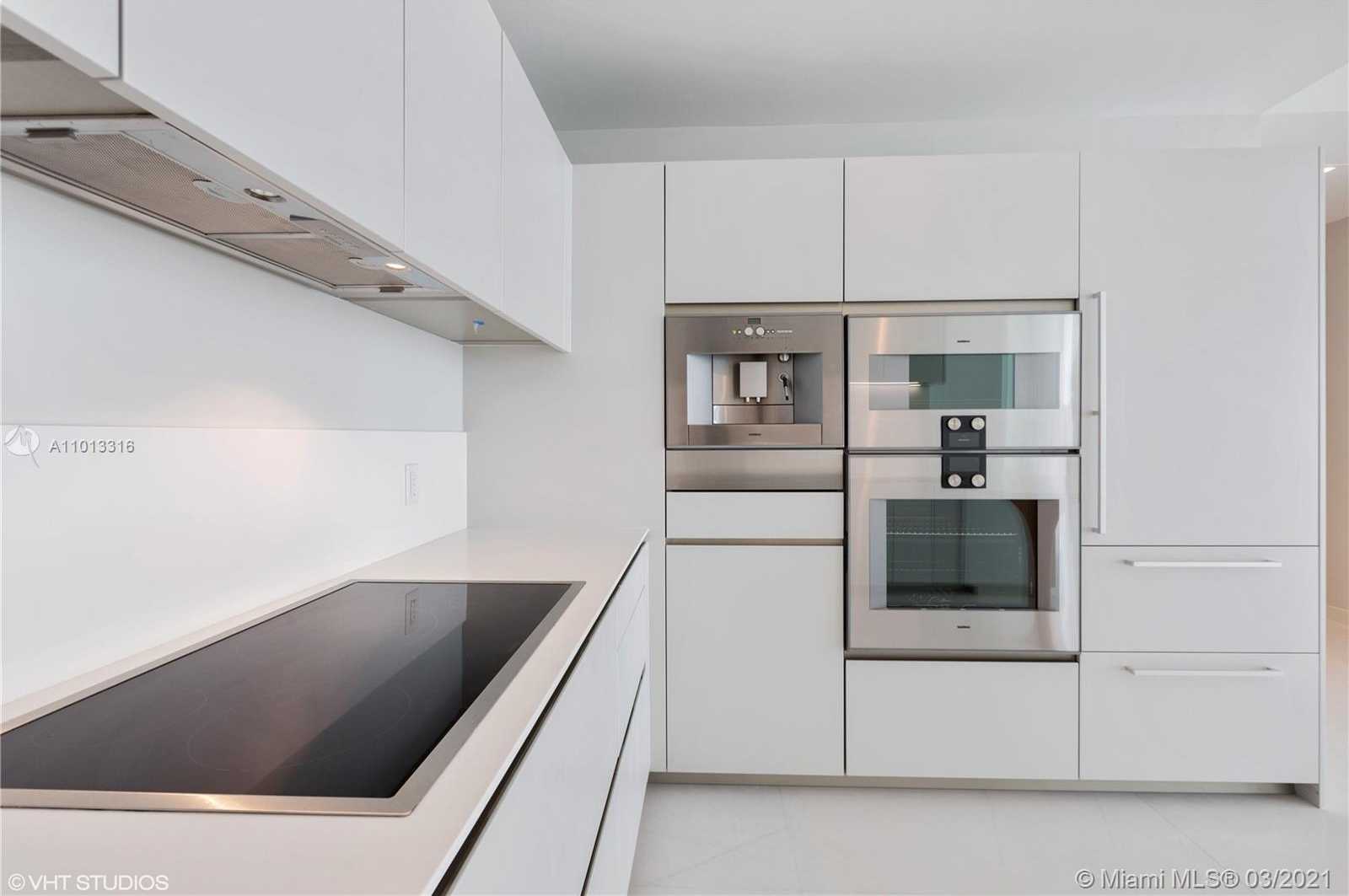 Small Image of 16901 COLLINS AVE #1904, Sunny Isles Beach Number 9