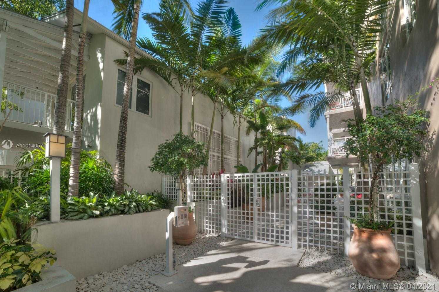 Small Image of 3540 MAIN HWY #502, Coconut Grove Number 17