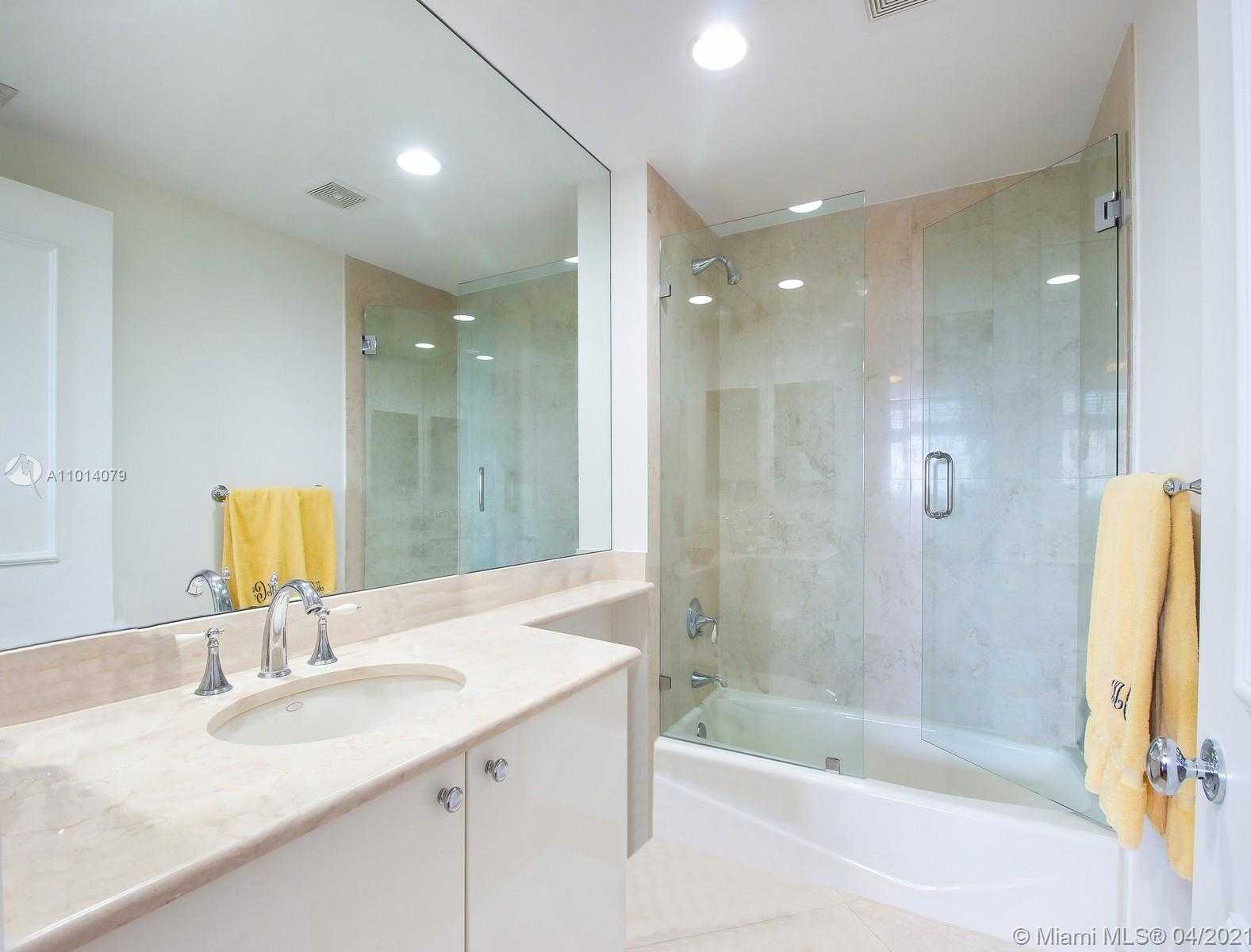 Small Image of 799 CRANDON BLVD #504, Key Biscayne Number 17