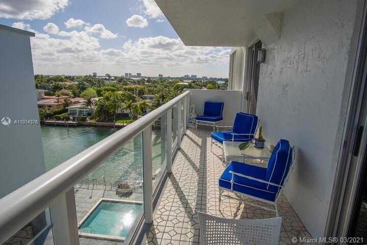 Small Image of 10000 WEST BAY HARBOR DR #604, Bay Harbor Islands Number 31