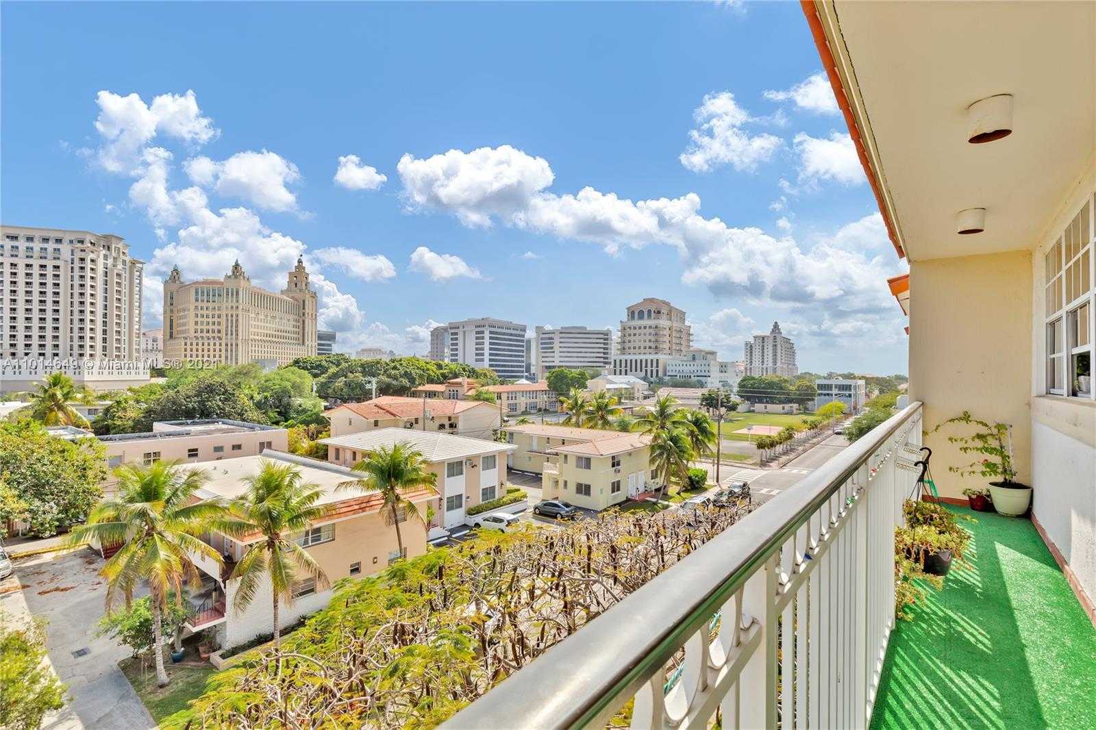 Small Image of 37 MAJORCA AVE #501, Coral Gables Number 20