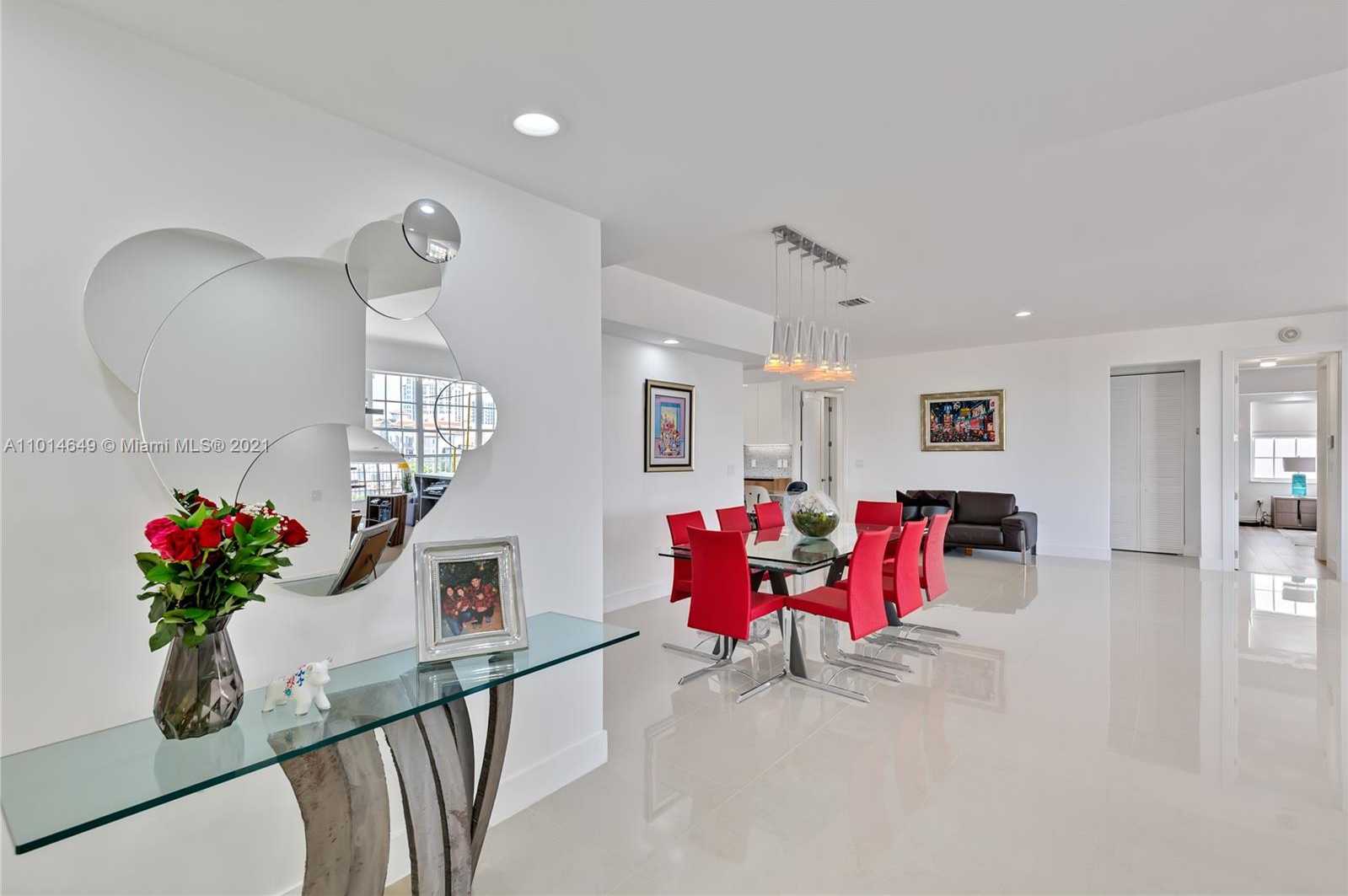 Small Image of 37 MAJORCA AVE #501, Coral Gables Number 22