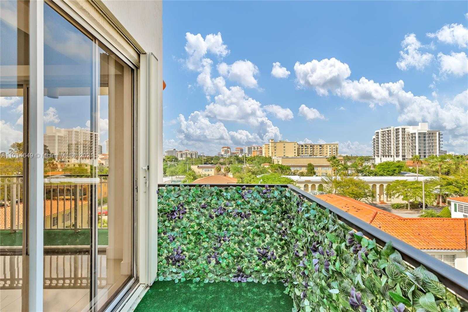 Small Image of 37 MAJORCA AVE #501, Coral Gables Number 26