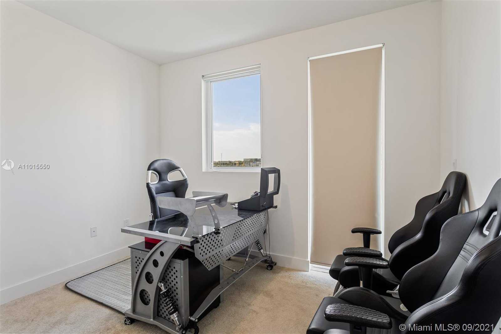Small Image of 9187 NORTH WEST 33TH ST, Doral Number 14
