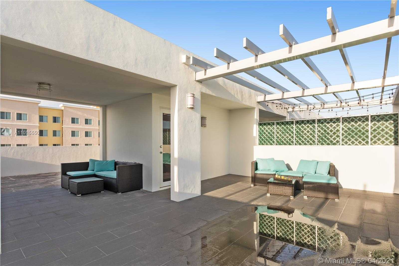 Small Image of 9187 NORTH WEST 33TH ST, Doral Number 21