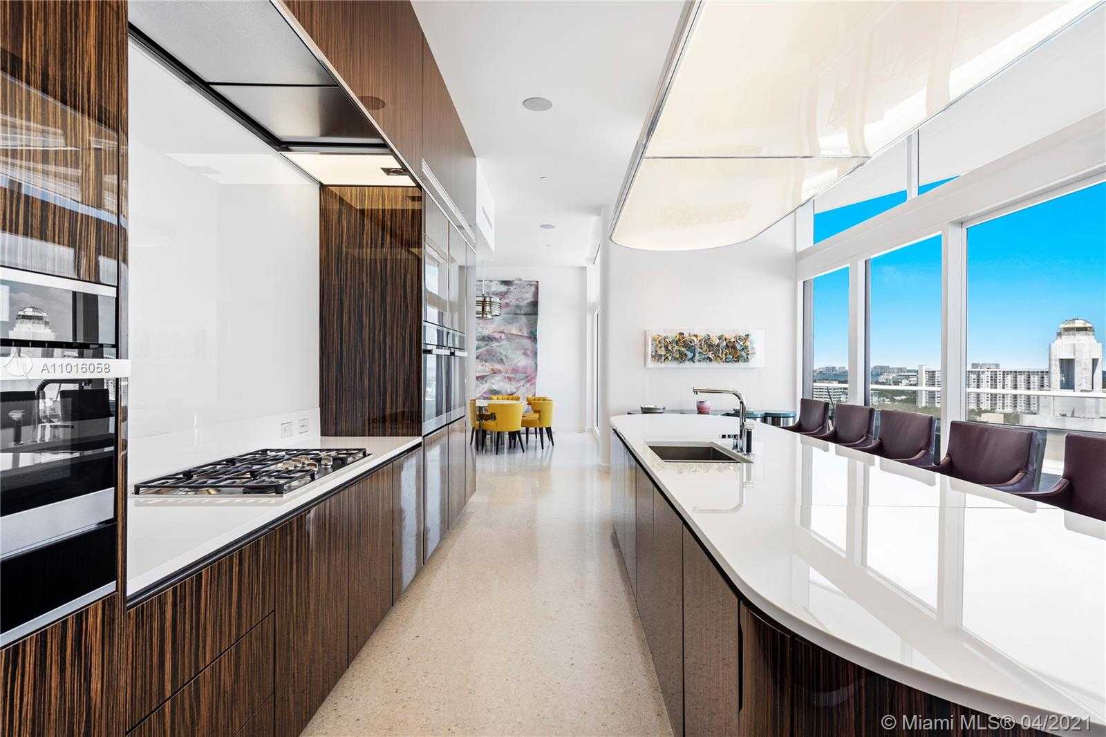 Small Image of 3315 COLLINS AVE #PH-A, Miami Beach Number 27