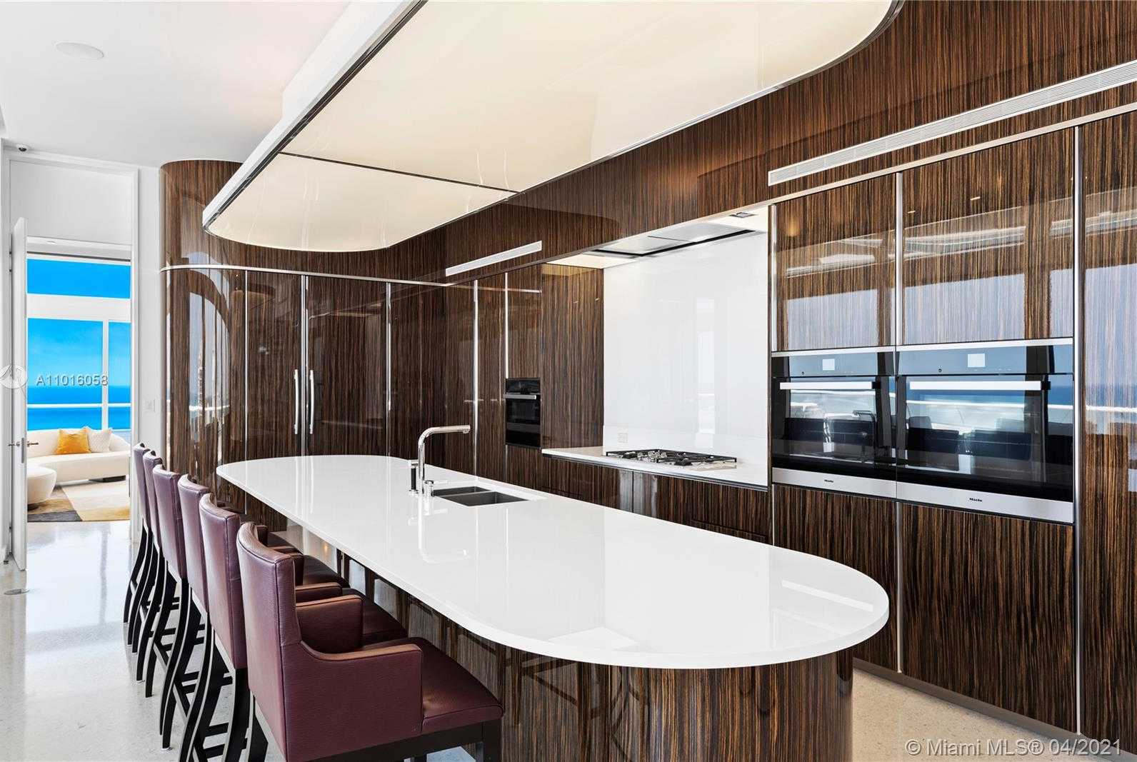 Small Image of 3315 COLLINS AVE #PH-A, Miami Beach Number 29