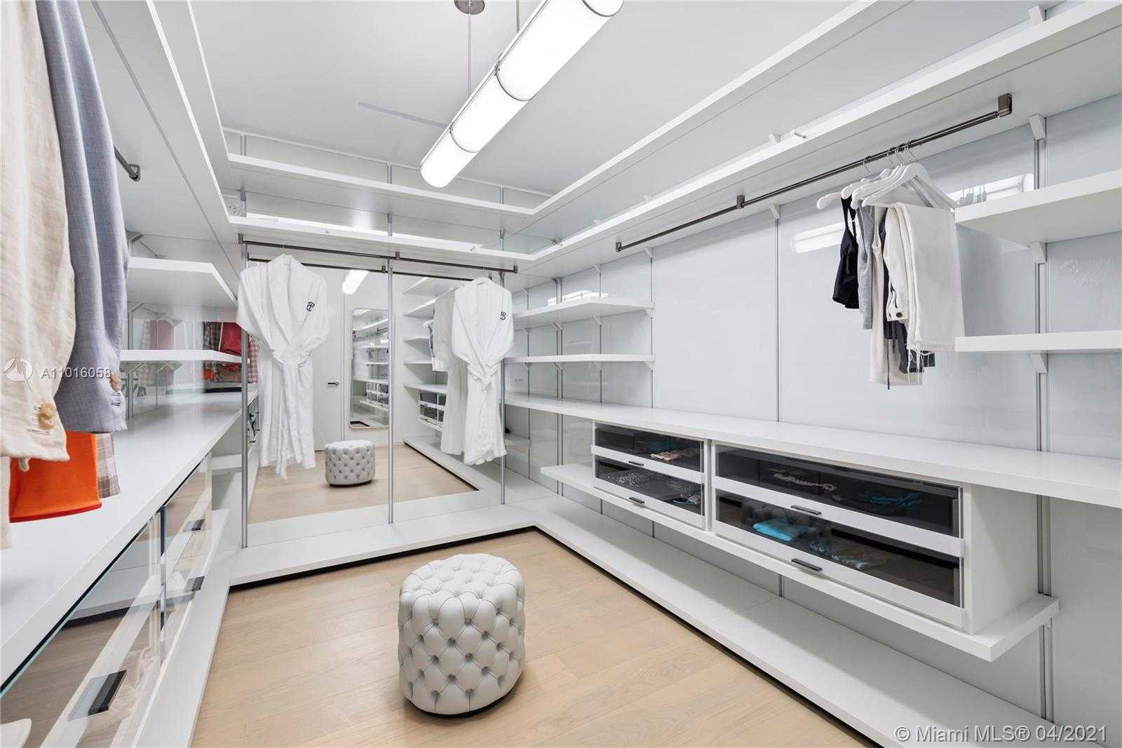 Small Image of 3315 COLLINS AVE #PH-A, Miami Beach Number 39