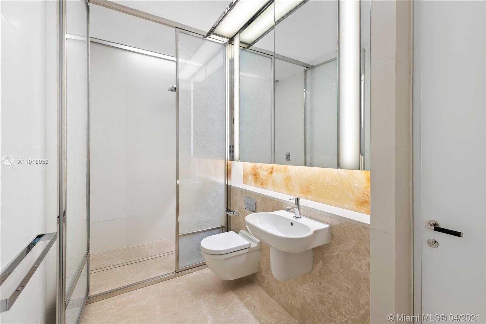 Small Image of 3315 COLLINS AVE #PH-A, Miami Beach Number 47