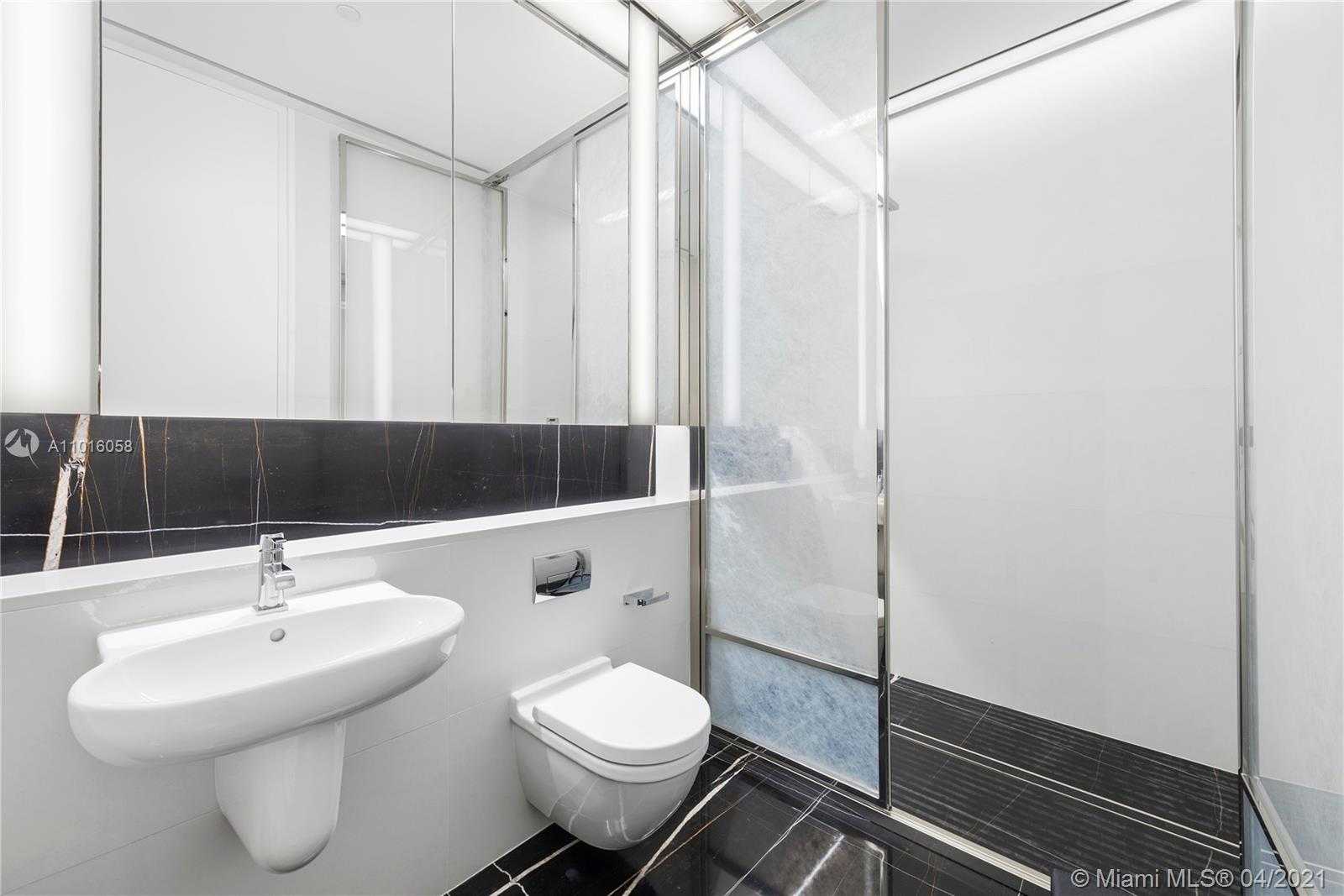 Small Image of 3315 COLLINS AVE #PH-A, Miami Beach Number 60
