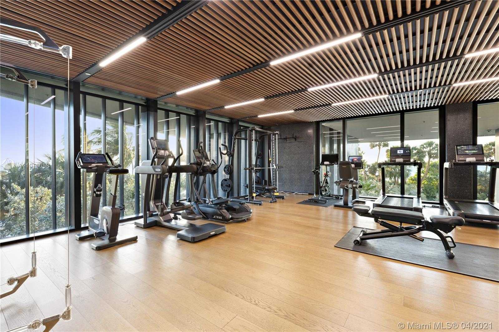 Small Image of 3315 COLLINS AVE #PH-A, Miami Beach Number 76